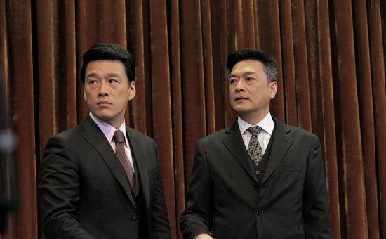 21岁出道37岁才出名，与妻子恩爱多年，今演技被认可非常低调