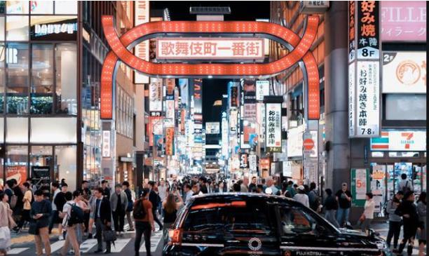 国外危险？大量外籍华裔想要回国，网友：没有