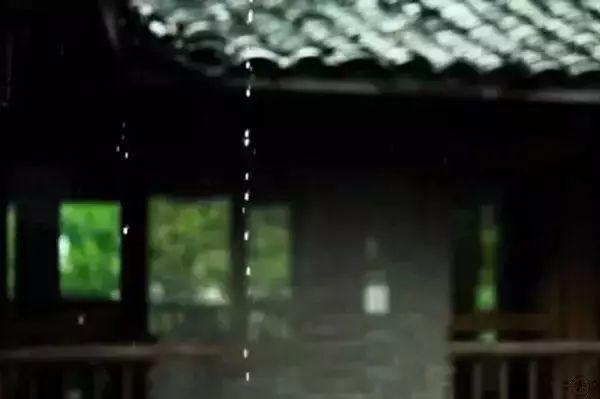 八月|七月，再见！八月，你好！祝你岁月无波澜，敬我余生不悲欢