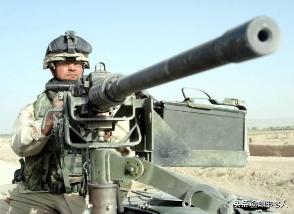 美国军队使用超100年，性能广受好评，M2勃朗宁到