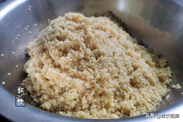 夏天吃这饭正当时，简单一焖好吃养胃，放开肚子吃都不担心血糖值