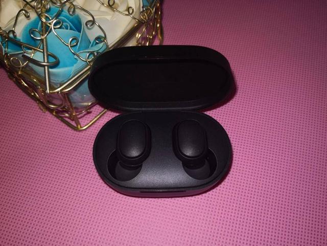 不到八十元的真无线Redmi AirDots 2香的不只是价格