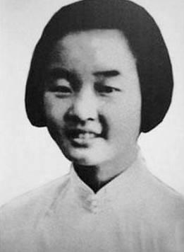 潜伏在戴笠身边的红色女特工：18岁打入军统，24岁受尽折磨后牺牲