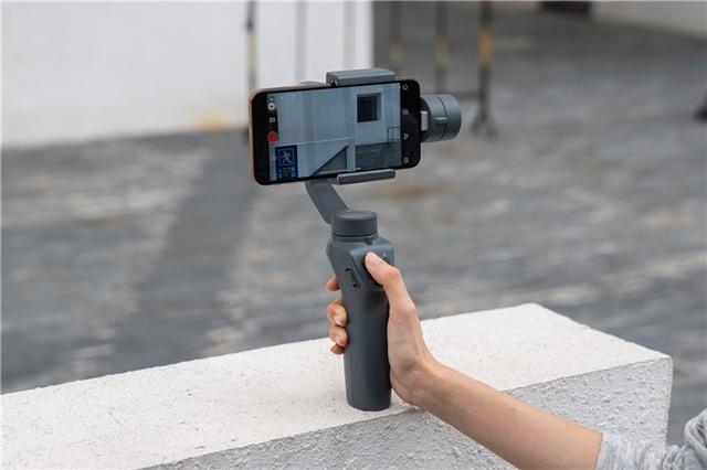 大疆Osmo Mobile 2手持云台体验评测