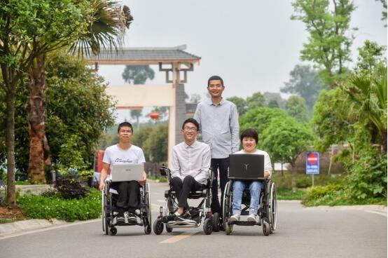 蒲江90后残疾人团队电商创业 3个月卖出4000万元农货