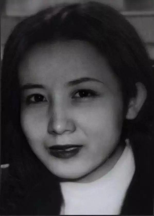 赏金提至13万，追捕在逃女子