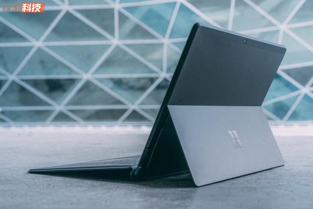 Win10 ARM 即将支持x64代码，Surface Pro X或重获新春？