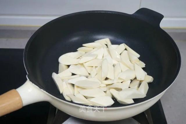 茭白的8种家常做法，这样搭配，刚刚好