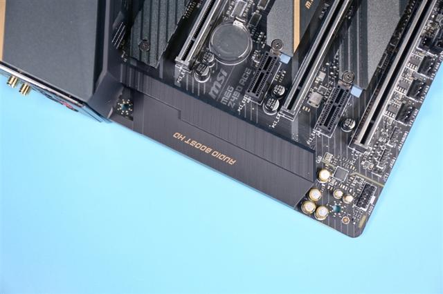 内存超频能力依旧拔群！微星MEG Z490 ACE主板评测