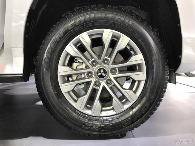 新款三菱帕杰罗·劲畅上市 售28.98-30.98万元