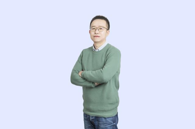 4个年轻人，一起创业8年，再难也没放弃，今年