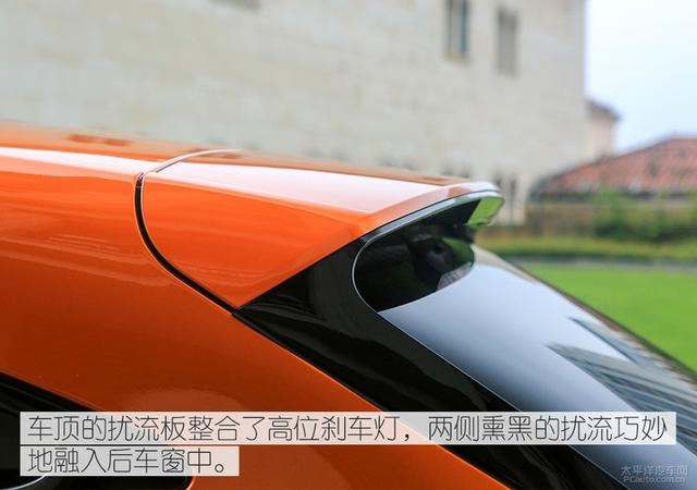 油电通吃的轿跑 实拍赛力斯5四驱高性能版