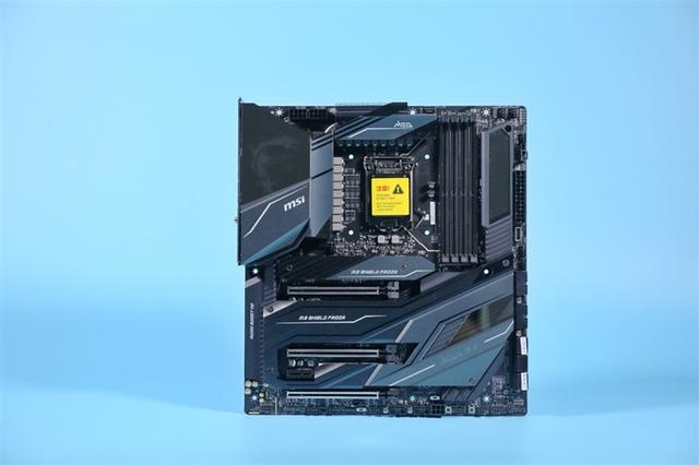 来自4600MHz C19的感动！微星MEG Z490 GODLIKE主板评测