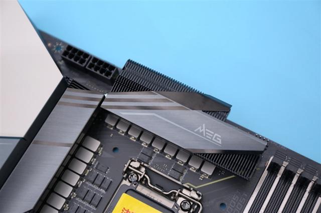 来自4600MHz C19的感动！微星MEG Z490 GODLIKE主板评测