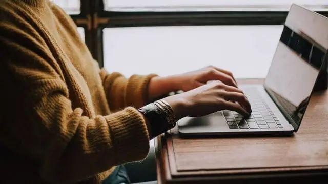 没有退休计划的巴菲特：时间是最好的复利