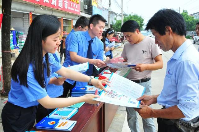 檢察官忠告：珍愛(ài)生命，拒絕毒品！