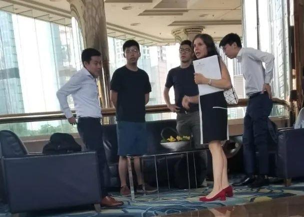 金主撤资？！美媒：特朗普政府冻结了让香港示威者受益的资金