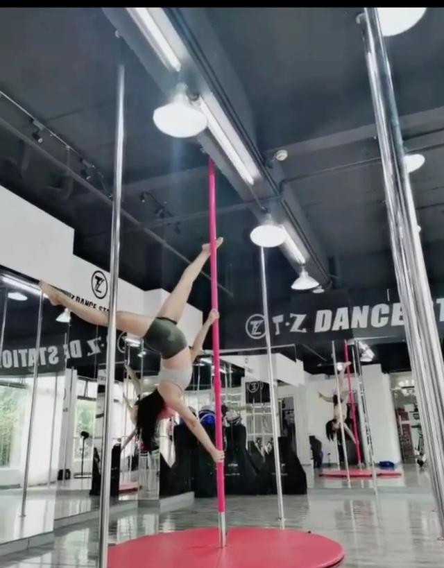 有梦就要追！剧透《全民综艺大舞台》哥哥姐姐