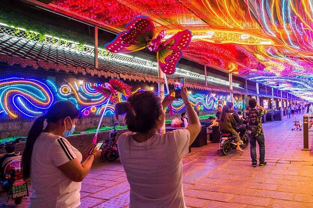 青州市：逐步恢复“夜经济”激活消费“新引擎”