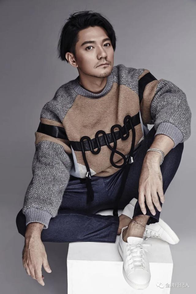 《怪你过分美丽》彭博｜「与世界交手，我只有