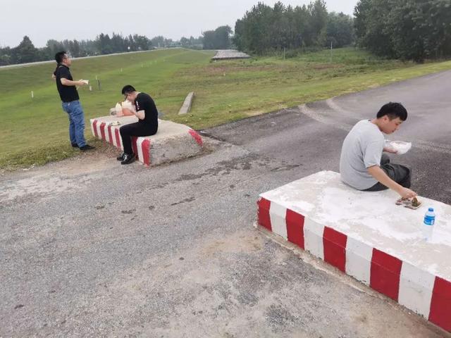  [Flood control line] Anqing: They are on duty 24 hours a day!