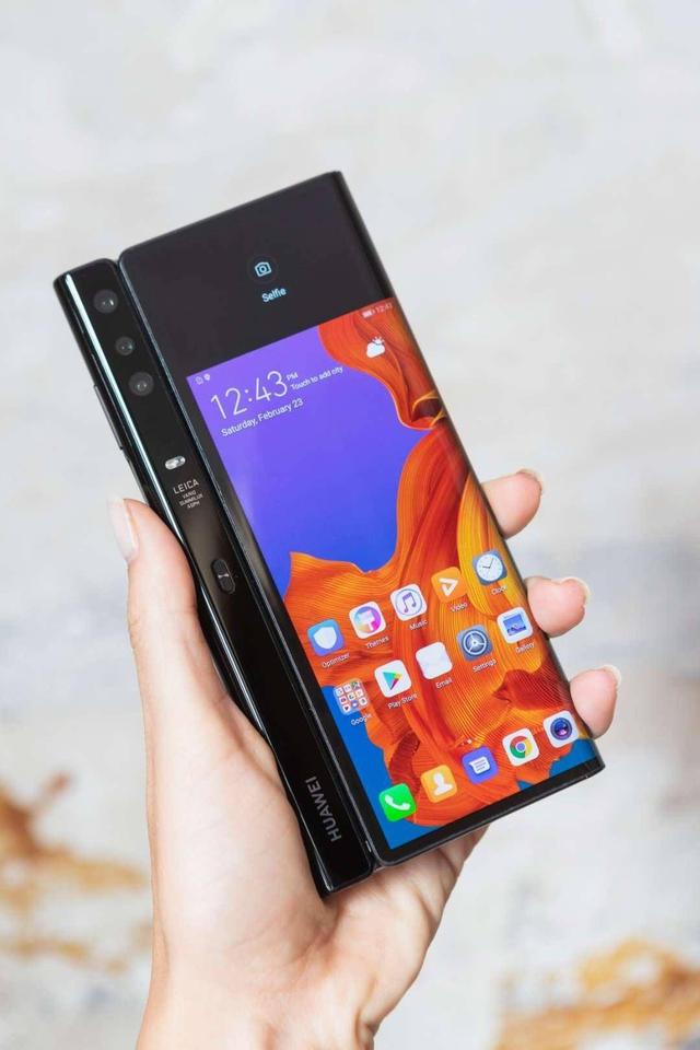 5G换机潮已来！折叠屏手机加入5G终端大战