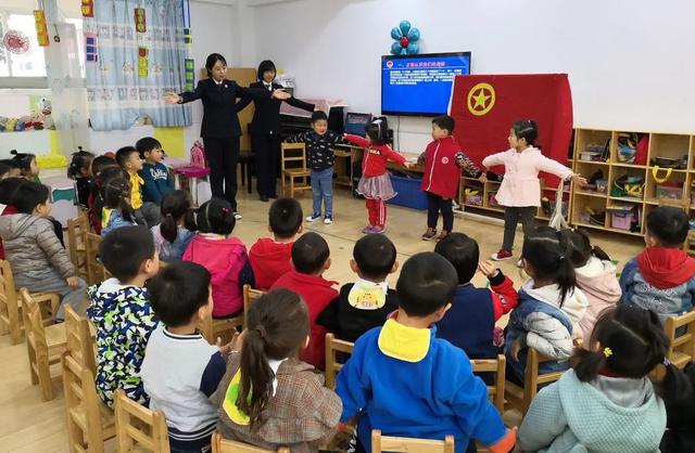 “法治进校园”全国巡讲 | 蚌埠市检察院：让法治意识融进孩子们的心田
