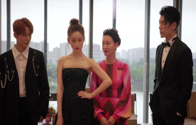 她5岁出道，演艺圈磨砺22年不红，如今在《怪你过分美丽》走红