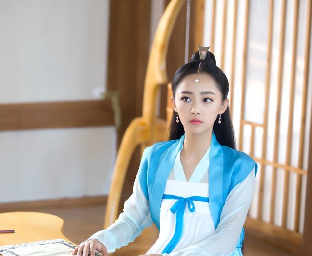 吴佳怡三部剧是要火了吗？《天舞纪》和《那江