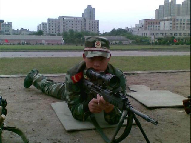 重庆|使命在肩 看他如何从“狙击兵王”变身“刑侦尖兵”