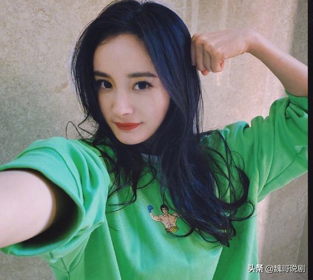 杨幂为王艺瑾刘梦打call，期待《创造营2020》总决