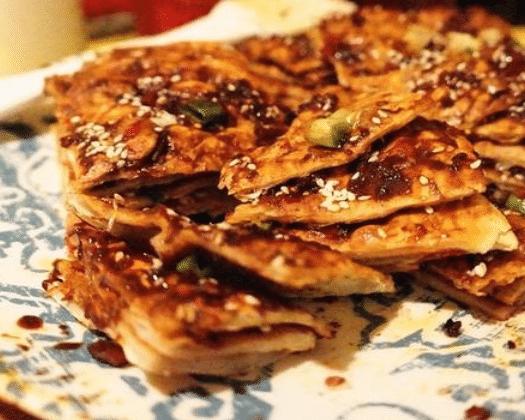 为什么街头常见的土家酱香饼，突然没卖了？店