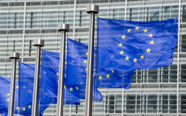 白宫内部文件流出，特朗普180度转变，重新向世