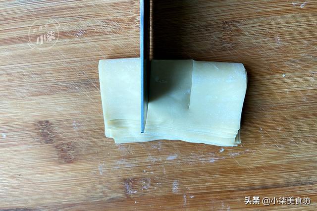 薄脆懒人做法，不和面不擀面，出锅酥脆掉渣，做饺子馅越吃越香