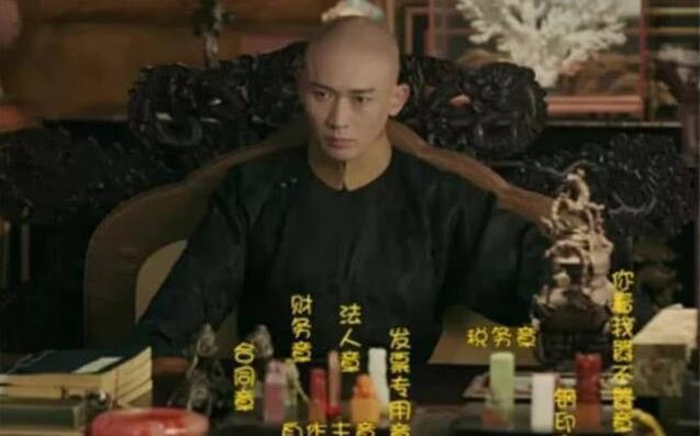 为什么说乾隆皇帝是“败家子”，品位又差还自