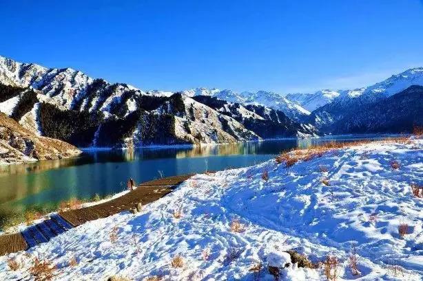 新疆冬季4条最美自驾线路！乌鲁木齐出发