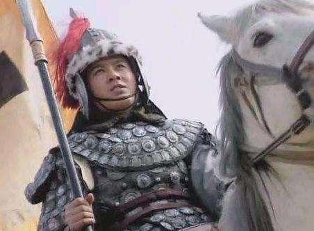 刘备有两员大将，一个可敌吕布，一个胜过关羽，可惜却得不到重用