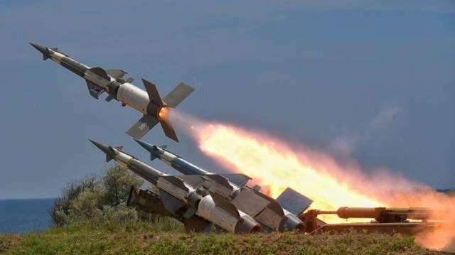 无法激活S-400，为弥补防空弱点，土耳其秘密从乌