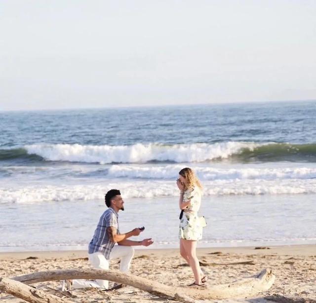 皇阿玛终于结婚了！当年的超污组图真的闪瞎眼