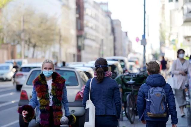 祸不单行！美国疫情还未结束，仅仅2小时内，纽约又传来5起噩耗