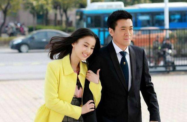 播一期节目就搞一次事情的黄圣依，亲手揭穿了