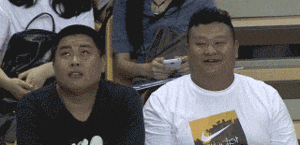 搞笑GIF：你不好好学习打扰人家干嘛啊