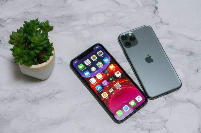 雷军、任正非都用！网友沸腾讨论中，小米其实