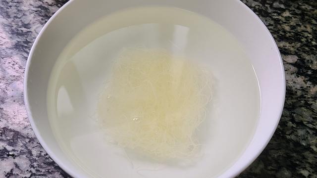 丝瓜这样做味道更香，广东很好吃的一道美食，简单美味