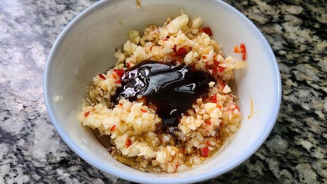 丝瓜这样做味道更香，广东很好吃的一道美食，简单美味