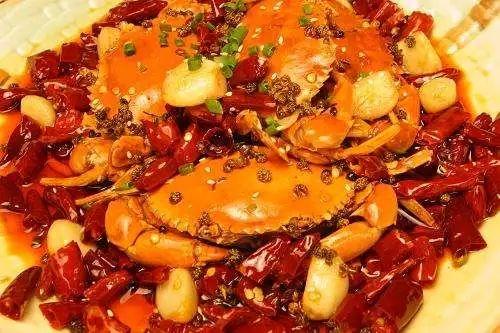 環(huán)境一般還要排隊(duì)？武漢這些“破店”橫行多年，竟然今天才曝光