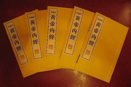 旗黄养源膏滋：中药瑰宝养源膏，男人喝了赞赞赞！