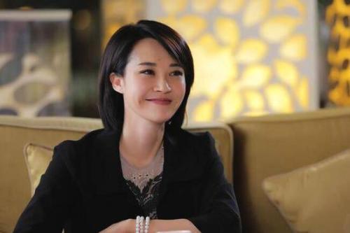 51岁的许晴：情史如此丰富，为何至今仍单身？网友表示：不敢娶