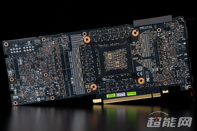 第一款一体式水冷RTX显卡，映众RTX 2080 Ti冰龙黑金版显卡评测