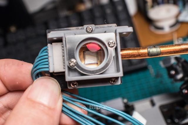 卡西欧CASIO激光+LED短焦投影仪UP50WN拆解，维修偏